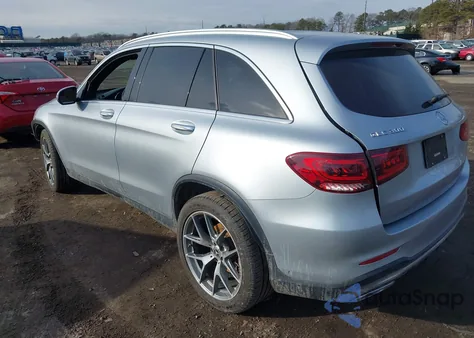 2021 Mercedes-Benz Glc 300 4Matic Suv z USA, uszkodzony, nr VIN W1N0G8EB0MF875787